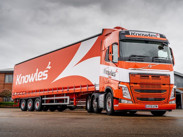 KNOWLES TRANSPORT INVESTS IN 85 NEW TRAILERS AS GROWTH CONTINUES