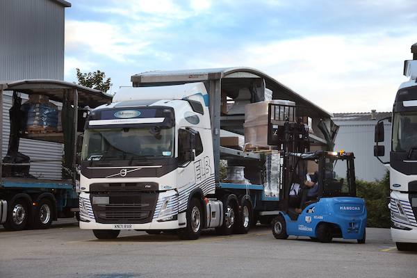 ELB PARTNERS CUTS NO CORNERS WITH SAFETY-FOCUSED VOLVO FM SPECIFICATION
