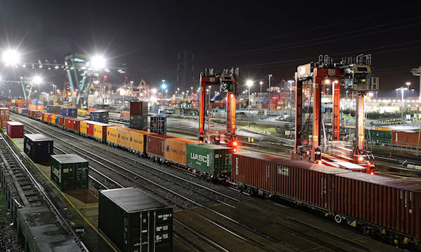 DP WORLD RAISES INCENTIVE TO £100 FOR CUSTOMERS SWITCHING FREIGHT FROM ROAD TO RAIL