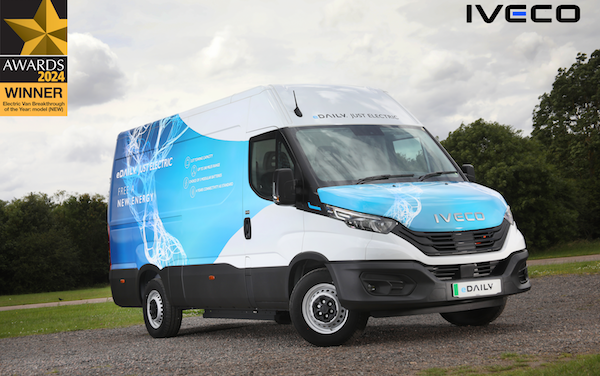 ‘Forward-thinking’ IVECO eDaily wins Fleet News ‘Electric Van Breakthrough of the Year’ Award